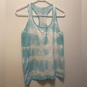 Lululemon Swiftly Tech Racerbavk Tank Tiedye blue